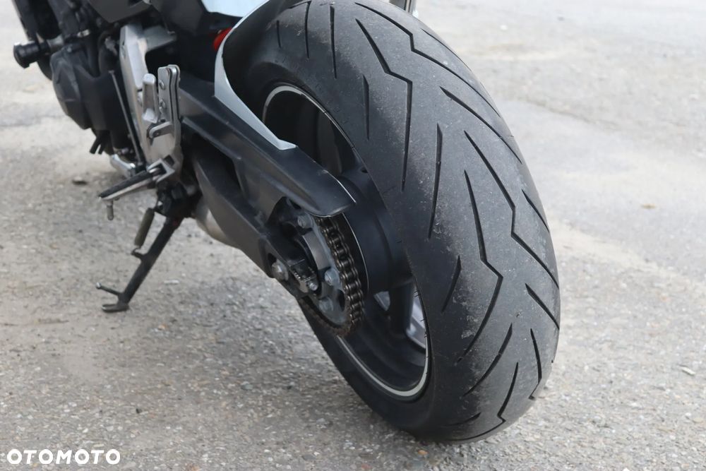 Honda Hornet - 10