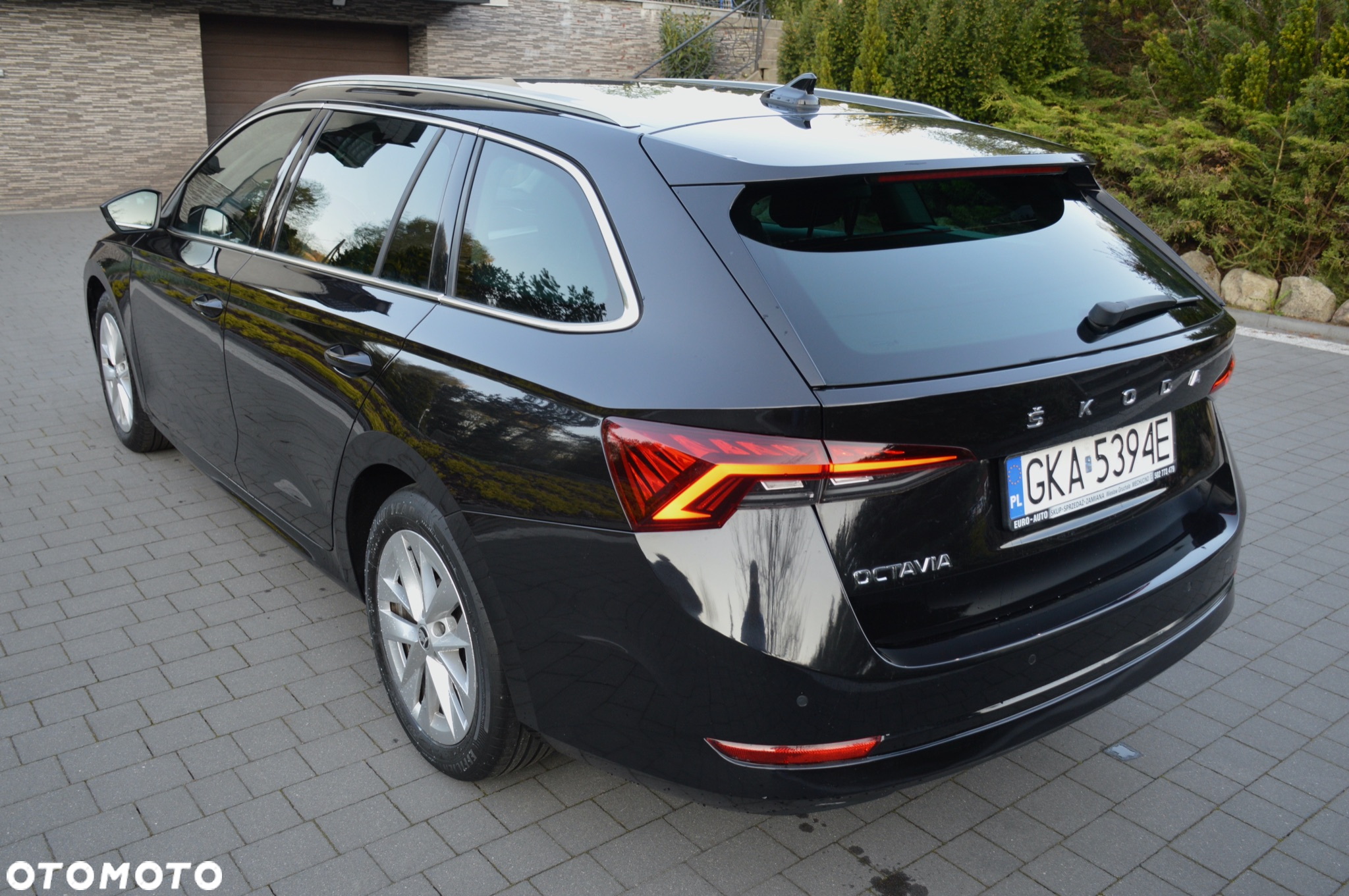 Skoda Octavia 2.0 TDI Business DSG - 5