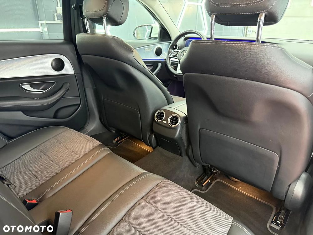 Mercedes-Benz Klasa E 220 d 9G-TRONIC Avantgarde - 33