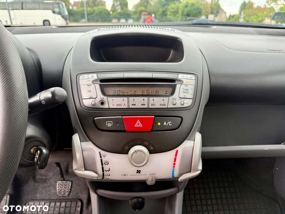 Toyota Aygo 1.0 VVT-i Luna MM A/C - 22