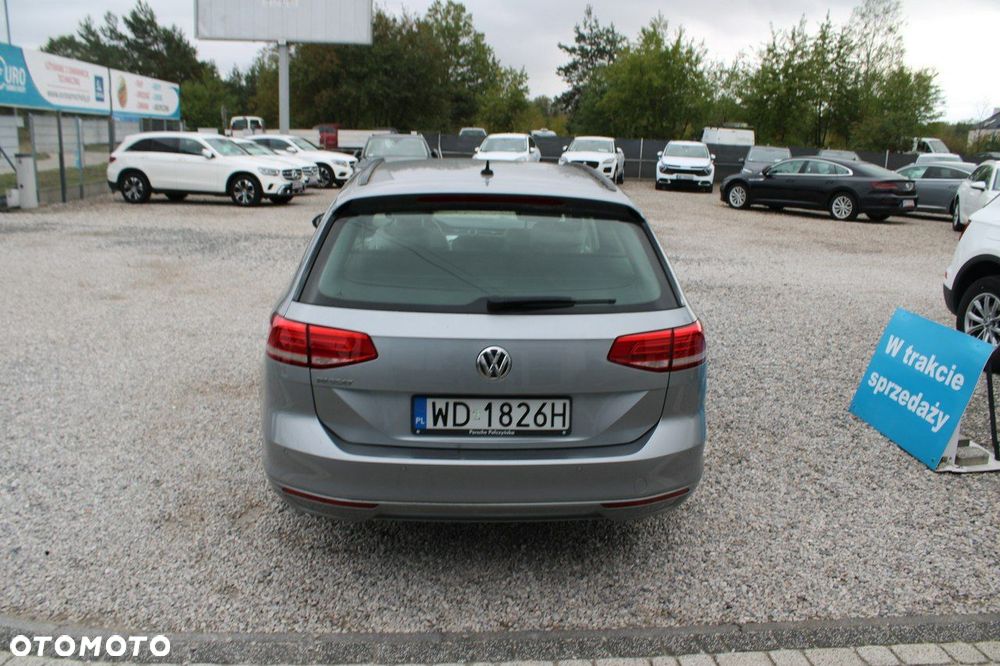 Volkswagen Passat - 7