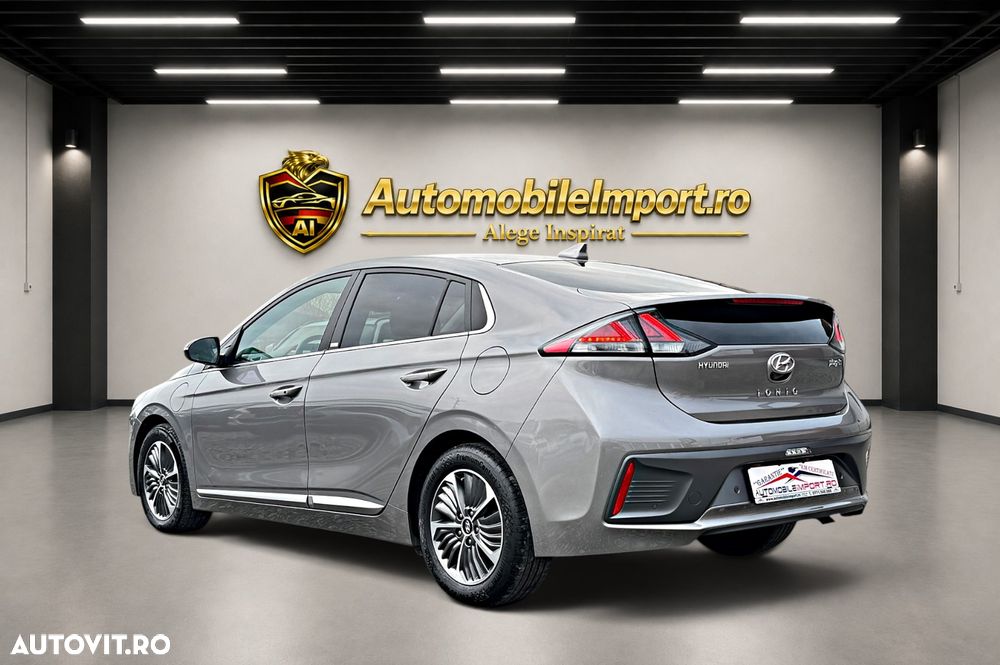 Hyundai IONIQ 1.6 GDI Style - 27