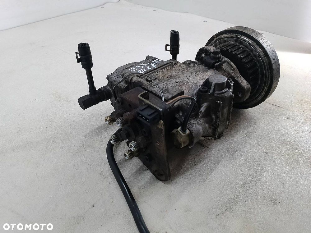 POMPA WTRYSKOWA VW LT 35 074130110K 0460415996  BOSCH 2.5 TDI - 5