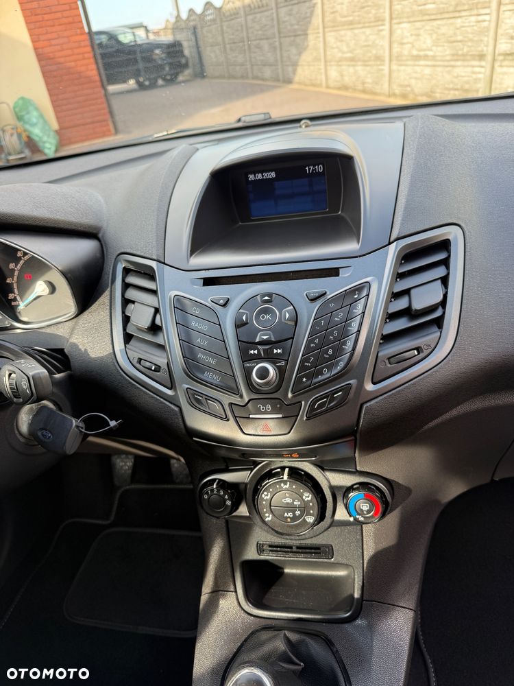 Ford Fiesta - 20