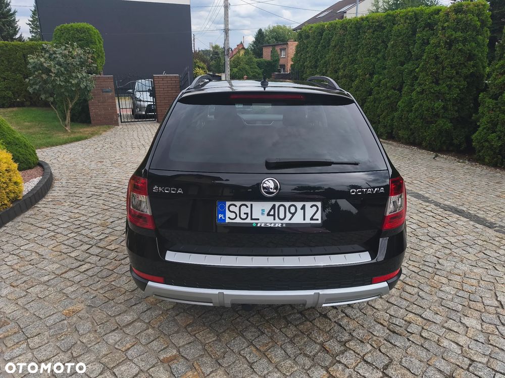 Skoda Octavia 2.0 TDI 4x4 DSG Scout - 12