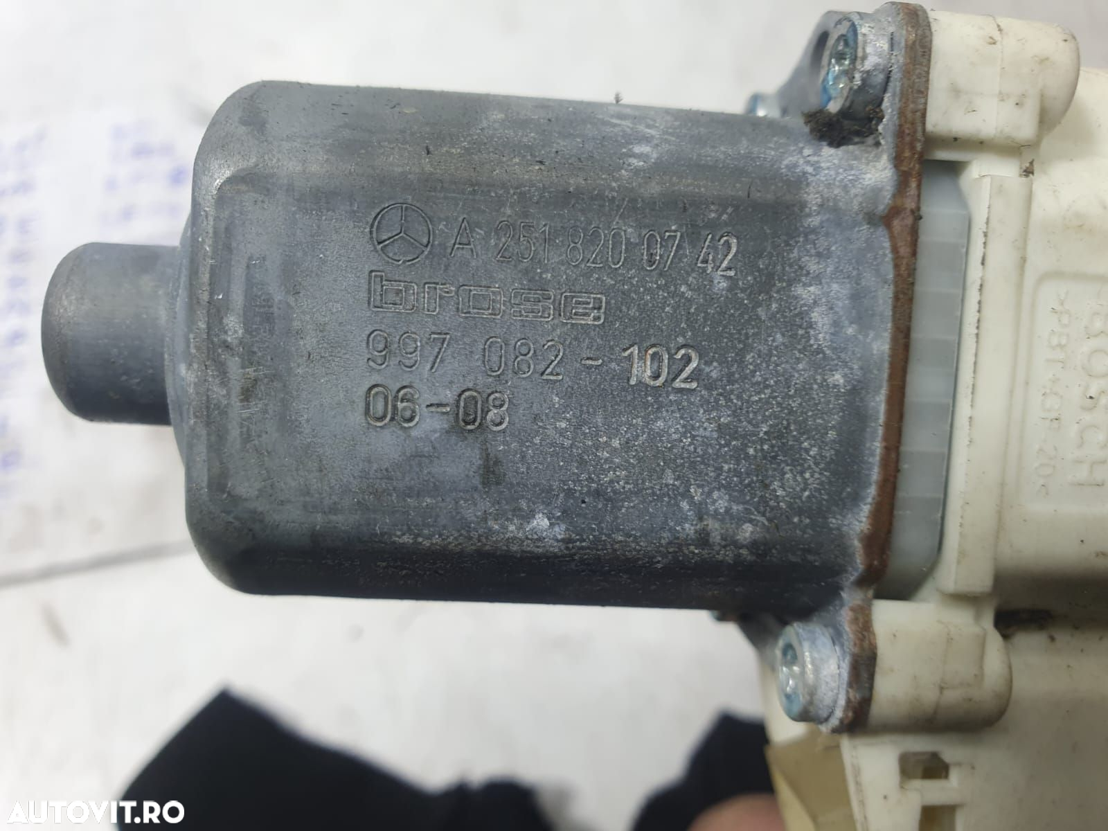 Motoras macara geam stanga fata 997082102 Mercedes-Benz R-Class W251 - 2