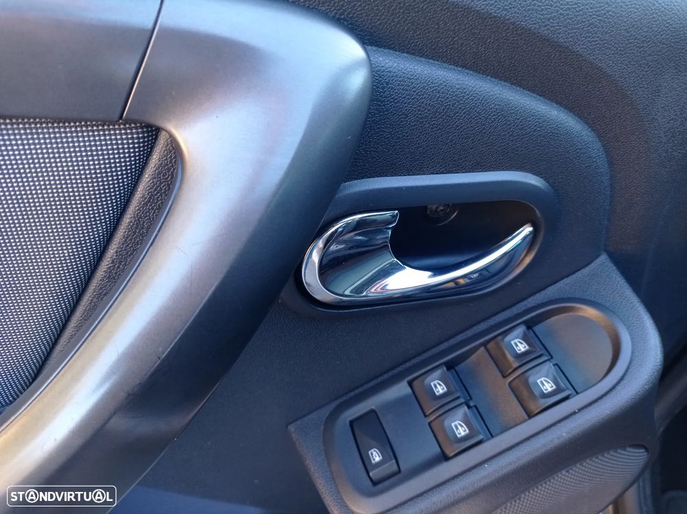 Dacia Duster 1.5 dCi SL Explorer 4WD - 16