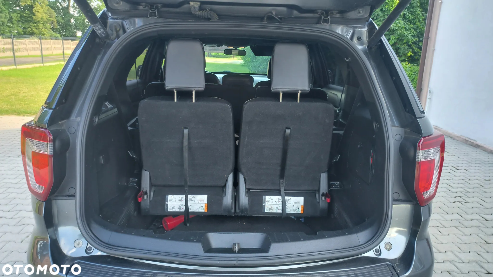 Ford Explorer - 9