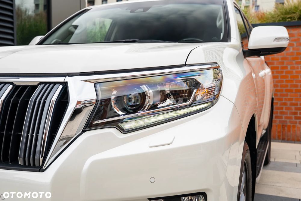 Toyota Land Cruiser LC 2.8 D-4D Executive - 21
