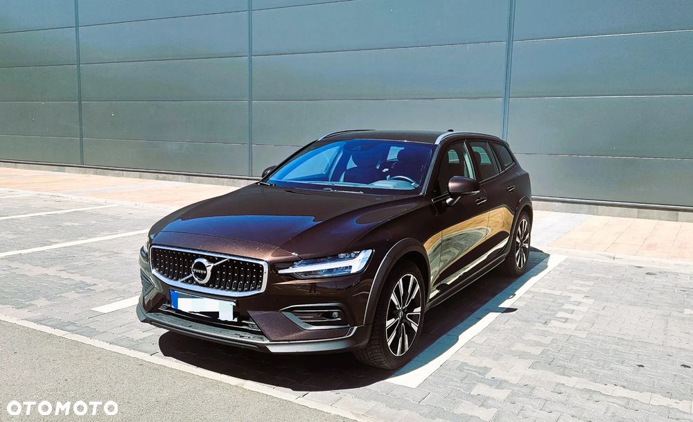 Volvo V60 Cross Country D3 Geartronic Summum - 3