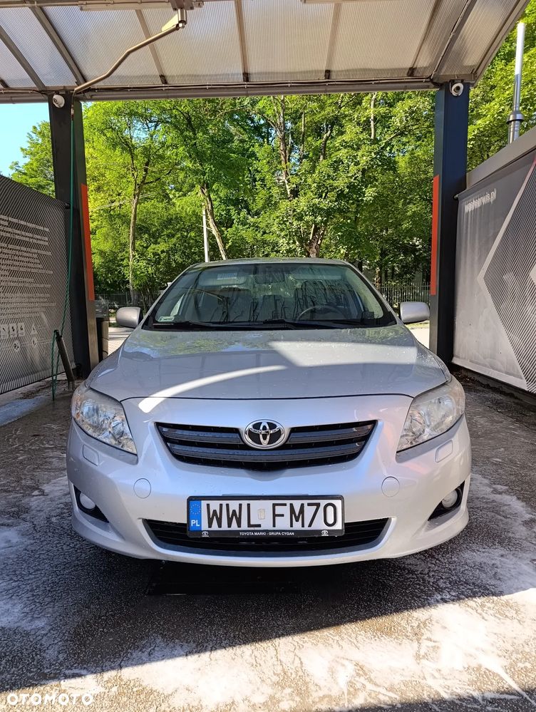 Toyota Corolla 1.6 VVT-i Luna - 1