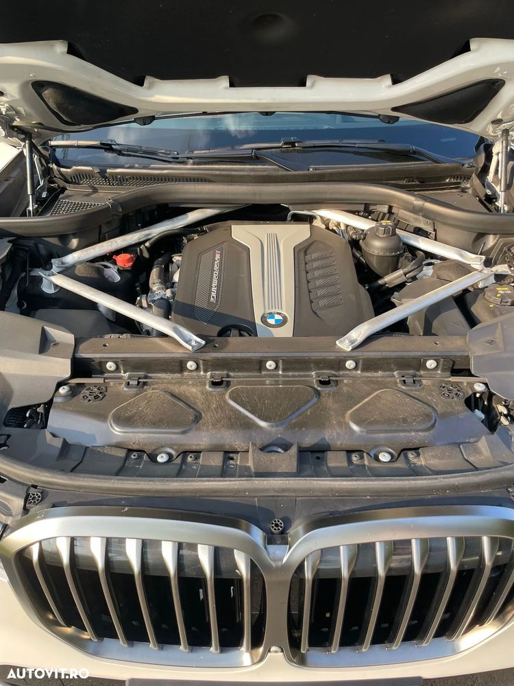 BMW X7 M50d - 10