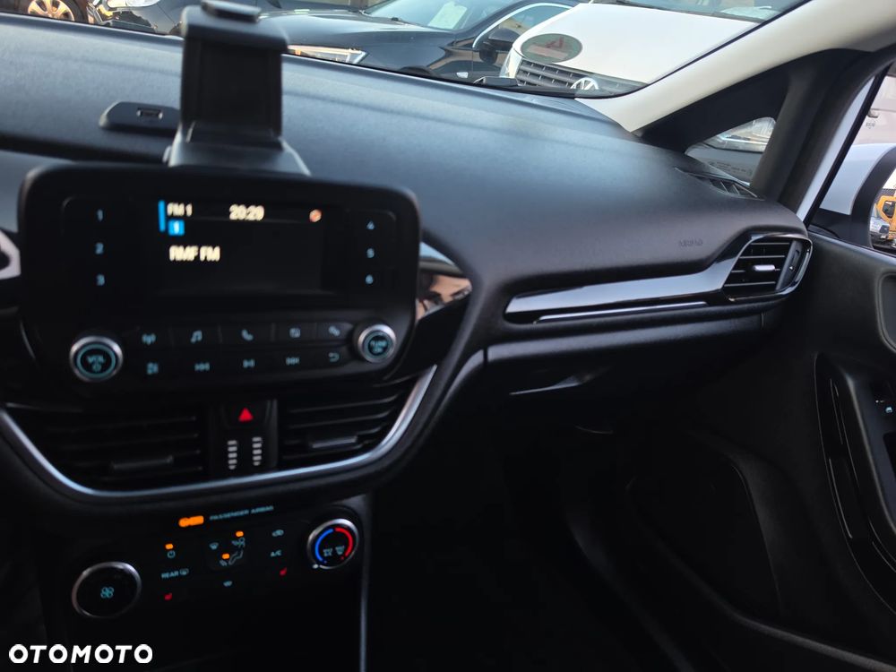 Ford Fiesta 1.1 COOL&CONNECT - 22
