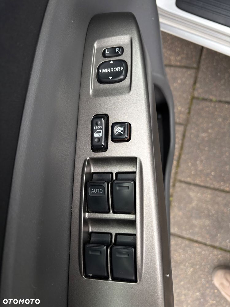 Toyota Prius 1.5 VVT-i Sol - 20