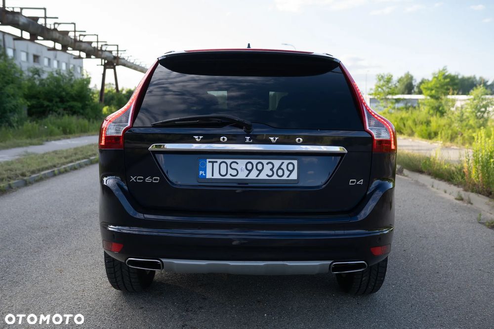 Volvo XC 60 D4 Geartronic Summum - 8