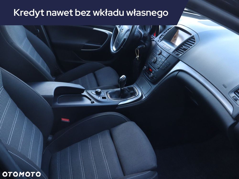 Opel Insignia - 11