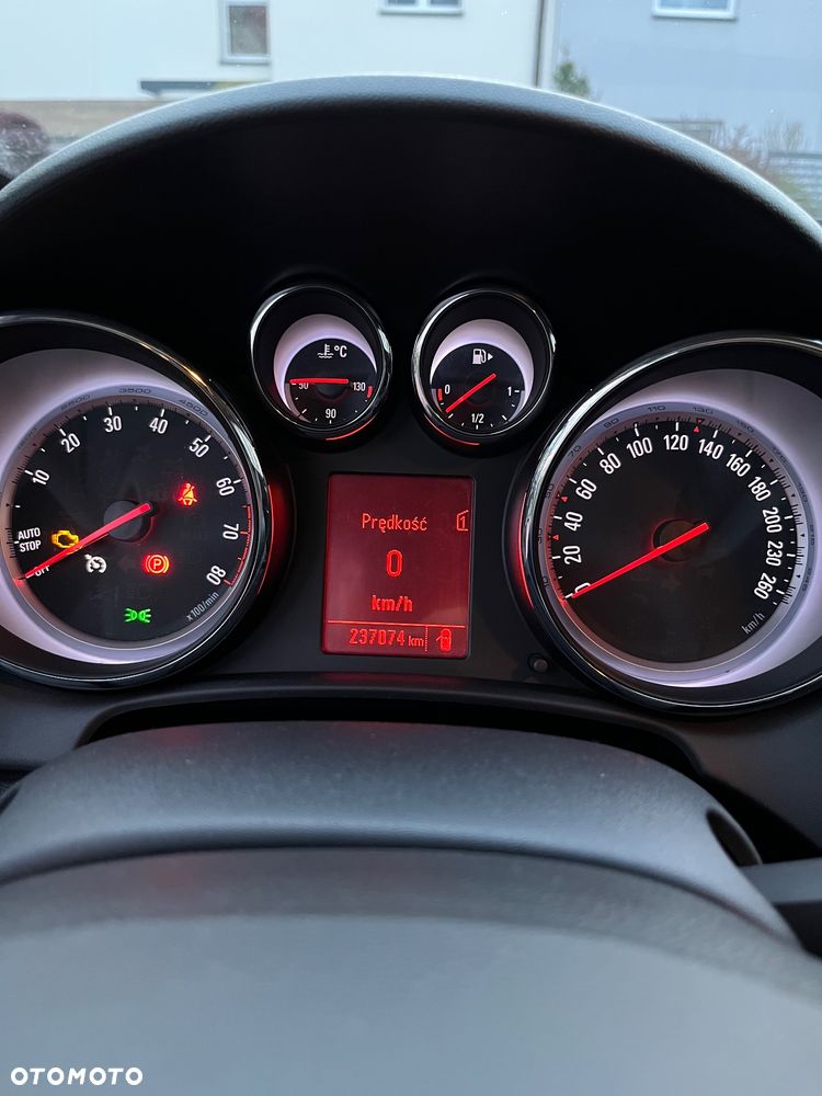 Opel Astra 1.4 Turbo - 12