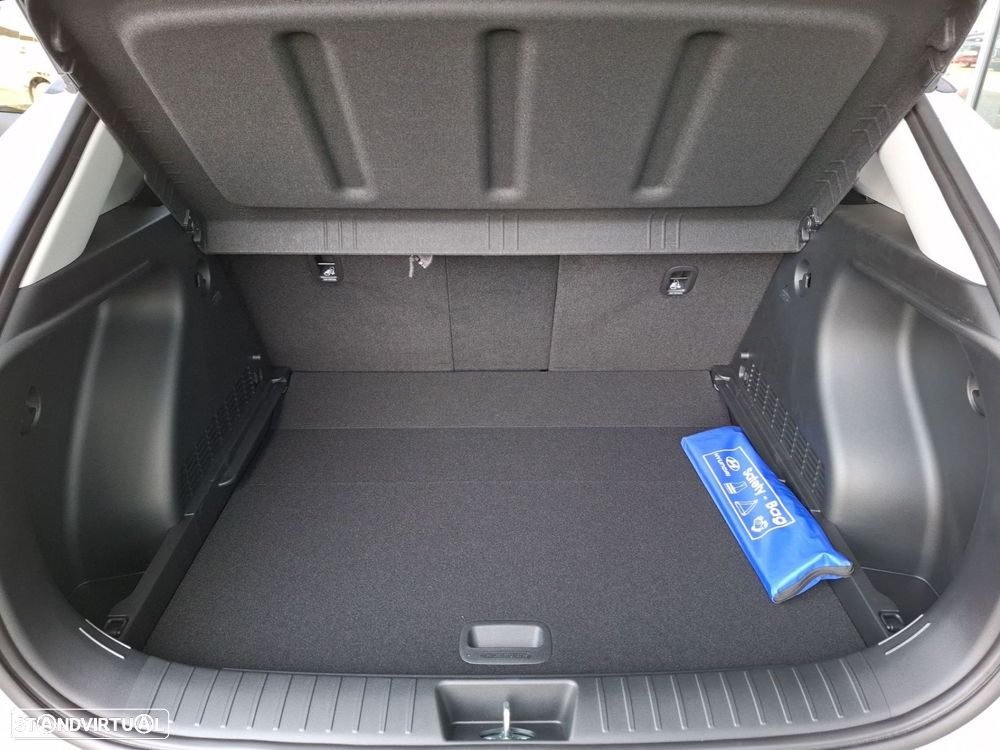 Hyundai Kauai EV 65.4 kWh Vanguard (TT) - 23