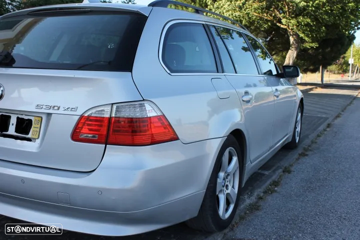 BMW 530 d xDrive Touring Aut. Edition Exclusive - 4