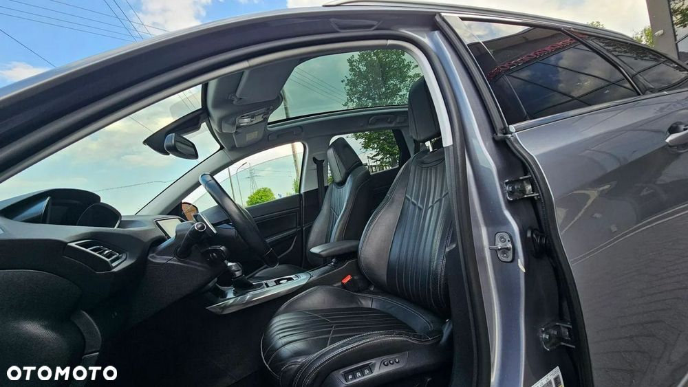 Peugeot 308 1.5 BlueHDi Allure Pack S&S EAT8 - 29