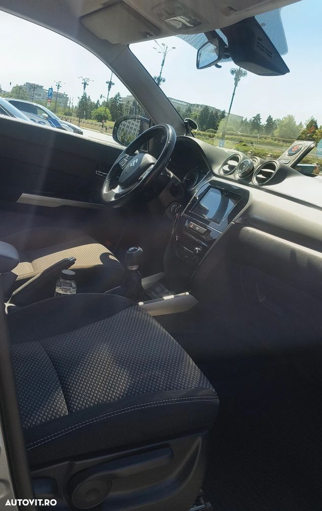 Suzuki Vitara - 6