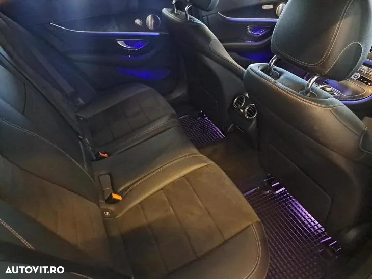 Mercedes-Benz E 220 d 4MATIC Aut. - 14