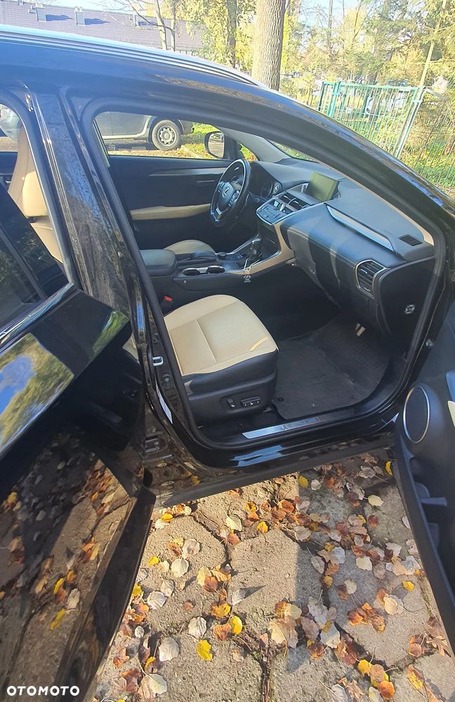 Lexus NX 200t Elite AWD - 9