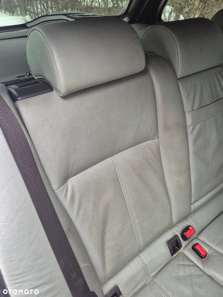 BMW 530D E39 Touring Seria 5 2002r LIFT Mpakiet Topasblau Metallic wszystkie części - 24