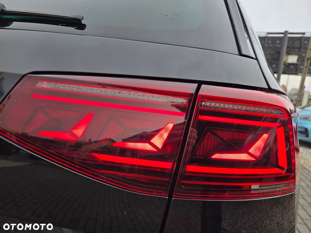 Volkswagen Passat 2.0 TDI Bi-Turbo BMT 4Mot Highline DSG - 39