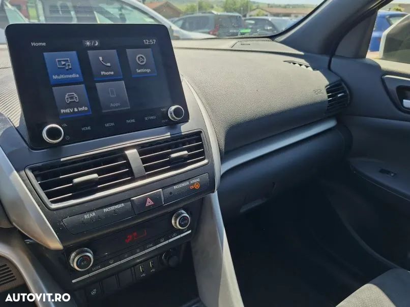 Mitsubishi Eclipse-Cross PHEV Intense - 24