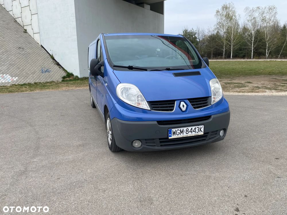 Renault trafic long - 1