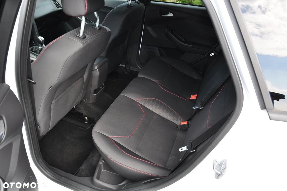 Ford Focus 2.0 TDCi ST-Line ASS - 23