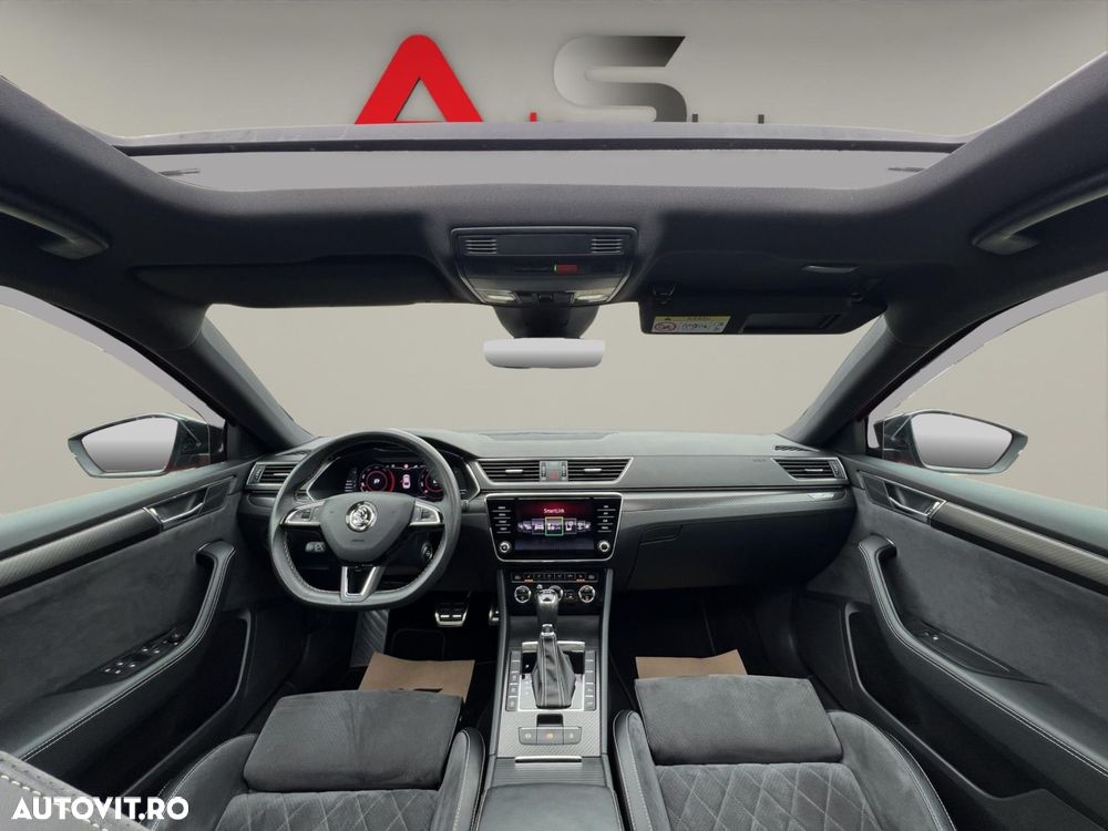 Skoda Superb 2.0 TDI DSG Sportline - 18