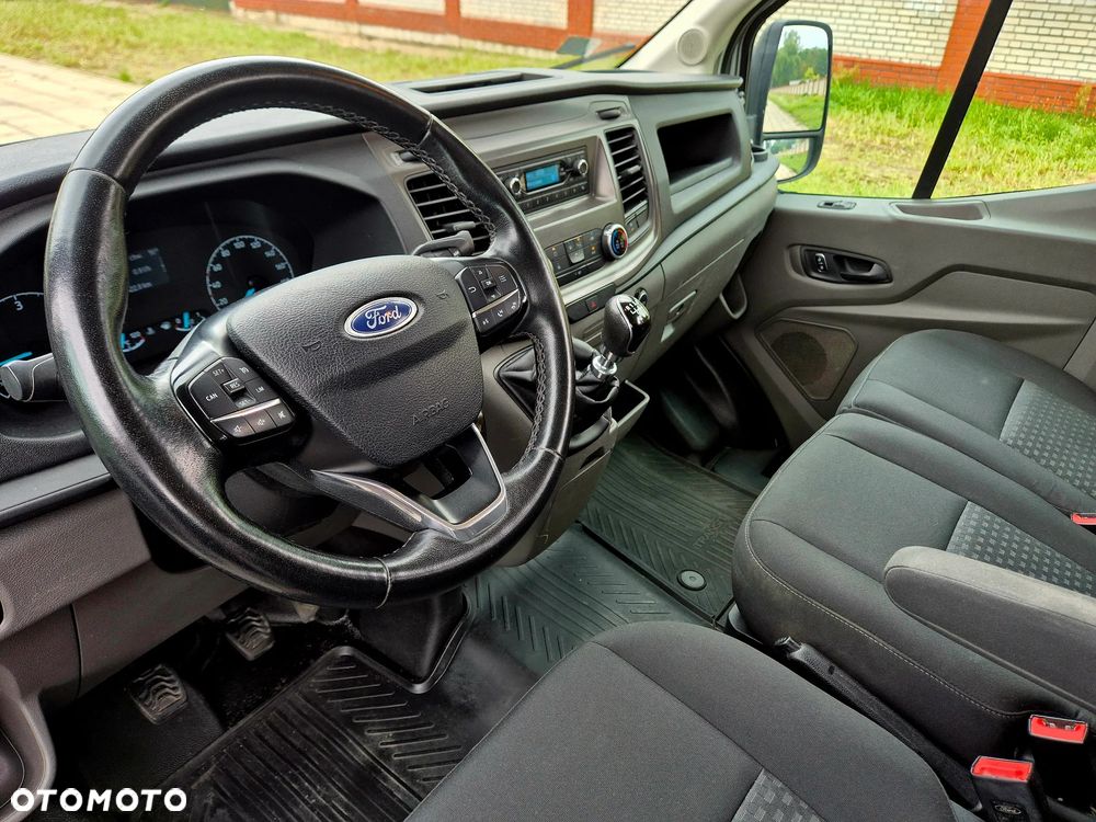 Ford Transit - 17