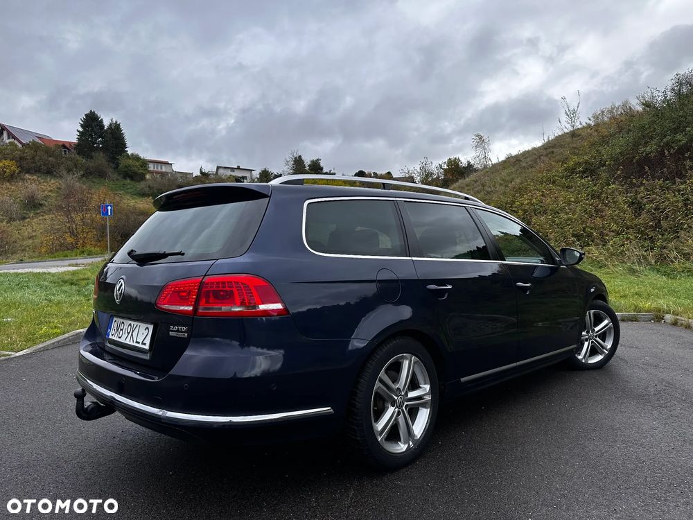 Volkswagen Passat 2.0 TDI Highline R-Style DSG - 3