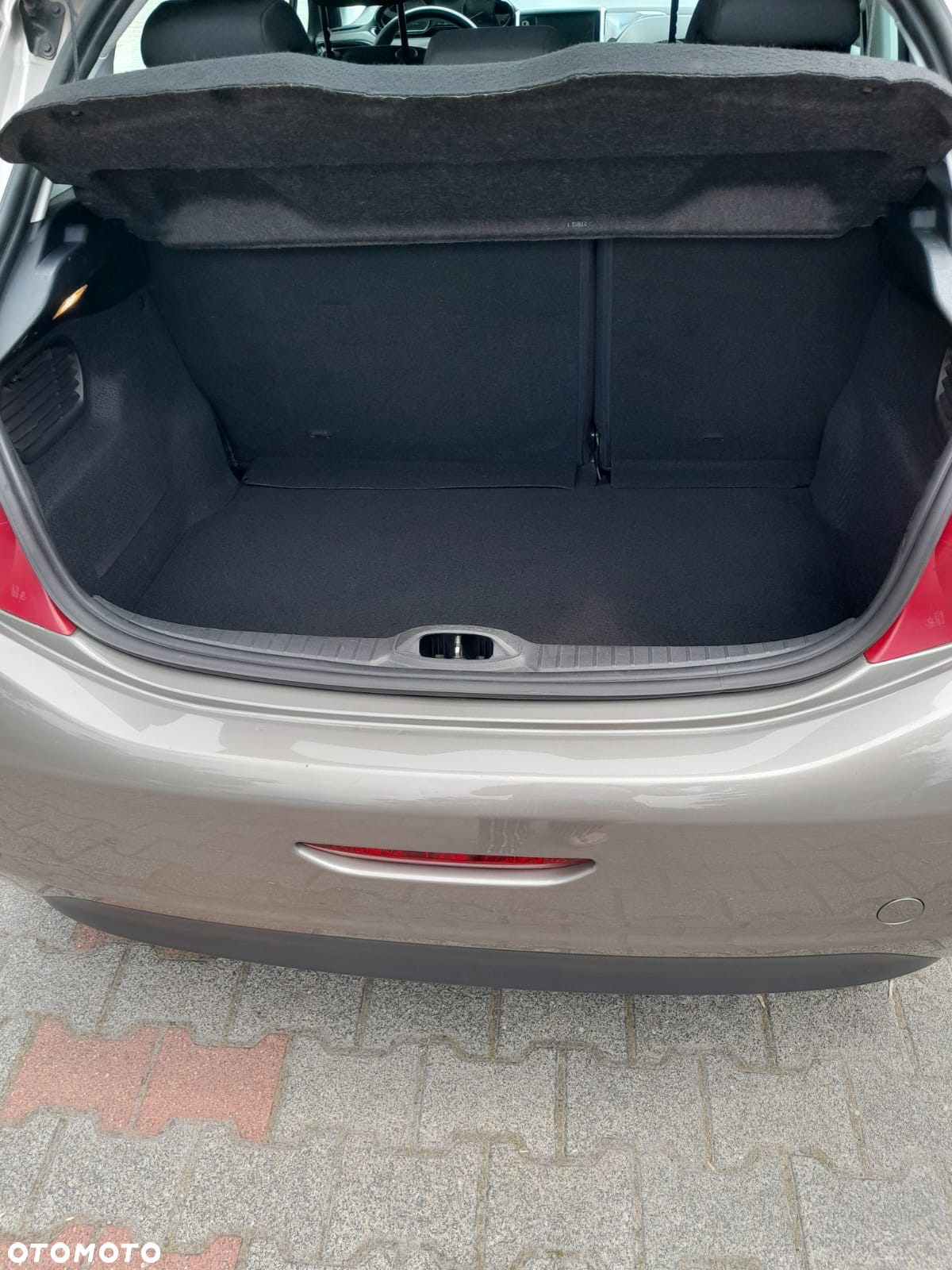 Peugeot 208 1.4 VTi Active - 9