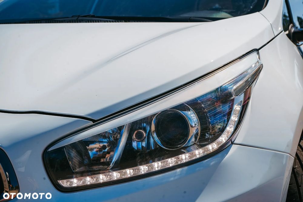 Kia Ceed 1.4 L - 17