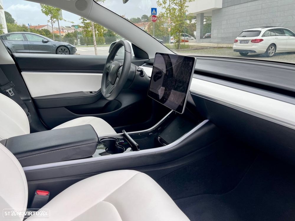 Tesla Model 3 Long Range AWD Dual Motor - 17