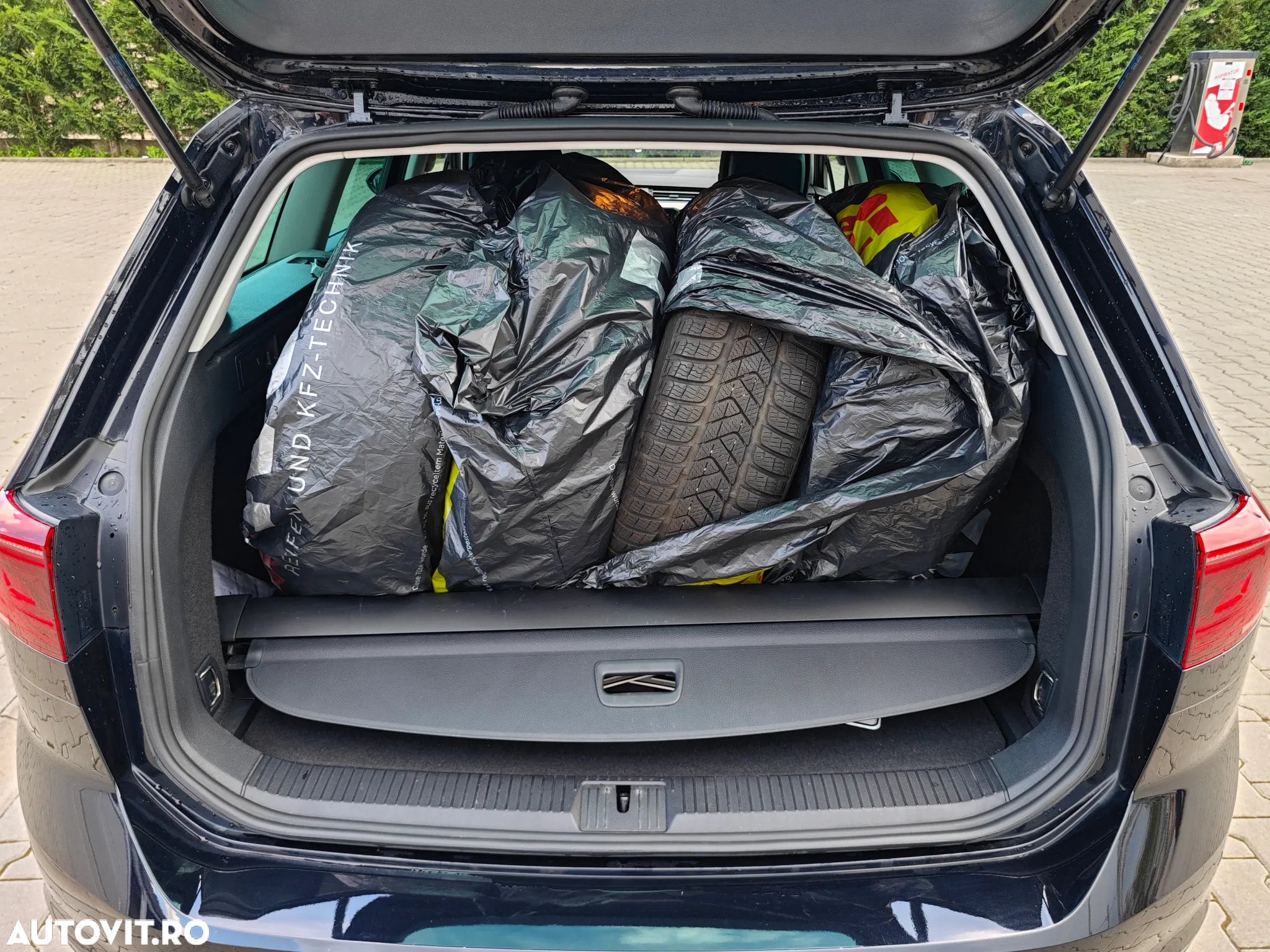 Volkswagen Passat Variant 2.0 TDI DSG Business - 23
