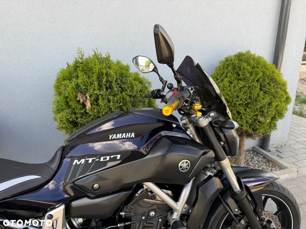 Yamaha MT - 19
