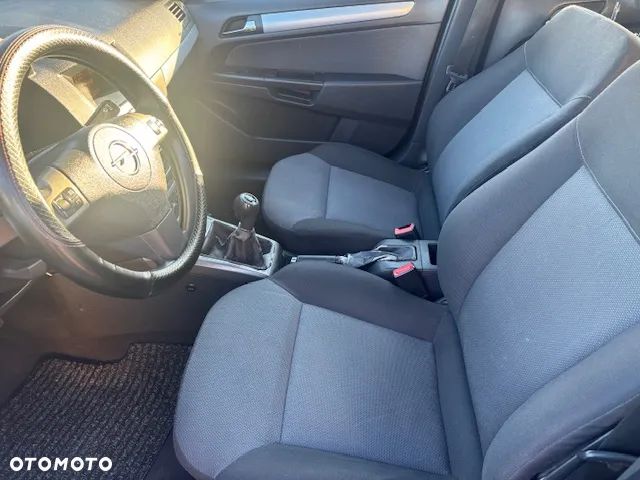 Opel Astra 1.4 Enjoy - 17