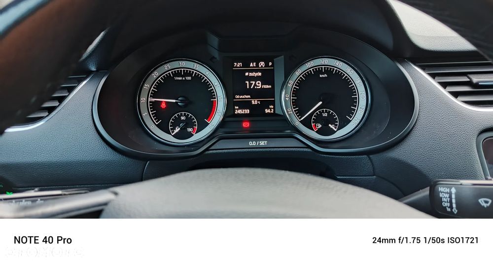 Skoda Octavia 2.0 TDI 4x4 Ambition DSG - 26