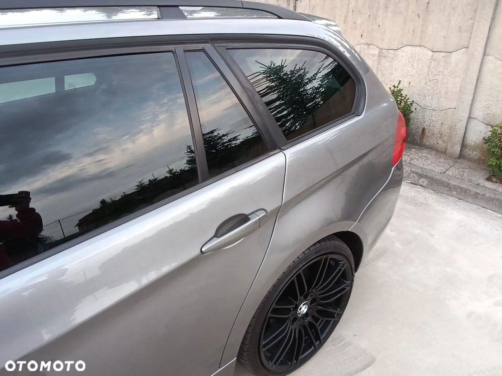 BMW Seria 3 - 23