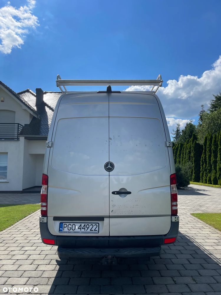 Mercedes-Benz Sprinter - 6