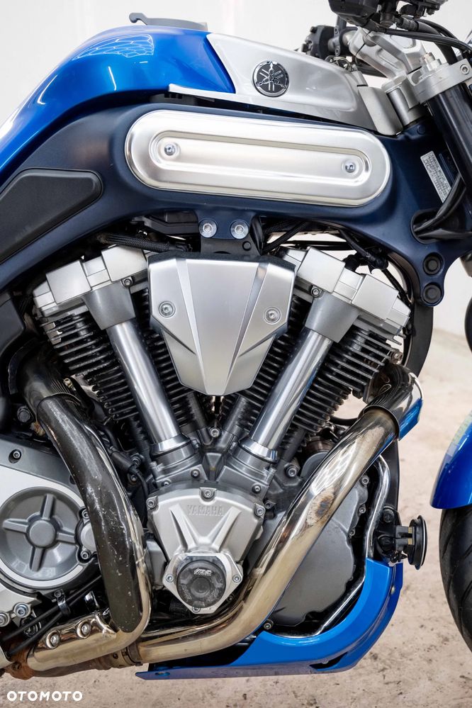 Yamaha MT - 12
