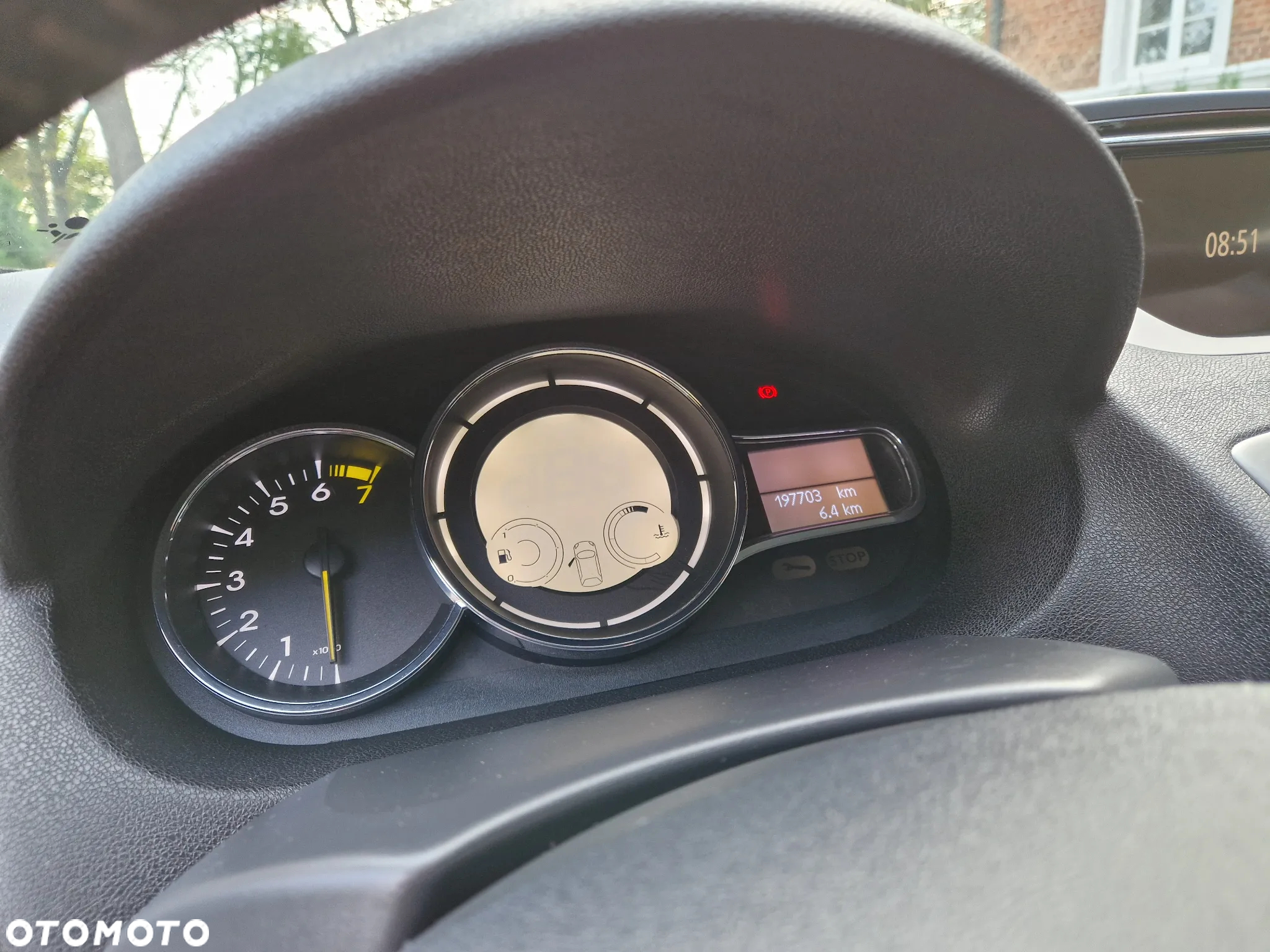 Renault Megane Grandtour ENERGY TCe 115 Start & Stop Bose Edition - 31