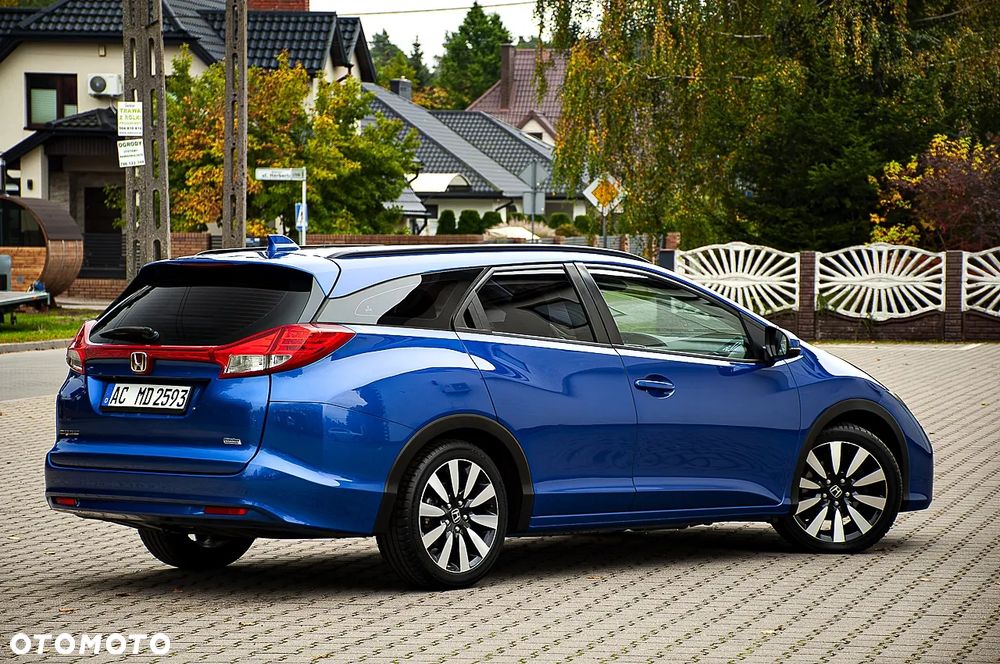 Honda Civic 1.8 i-VTEC Lifestyle - 10