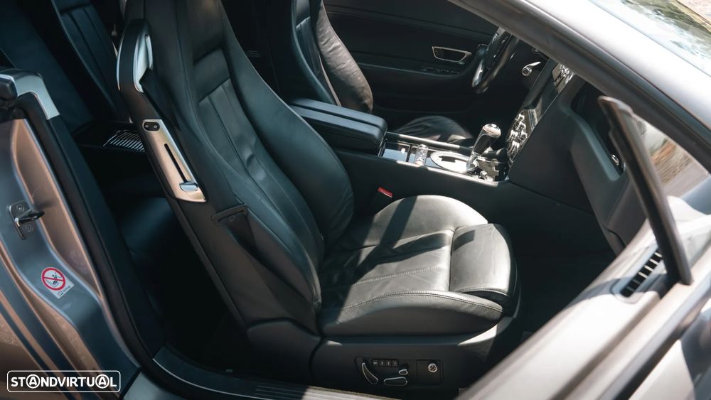 Bentley Continental GT 6.0 W12 - 12
