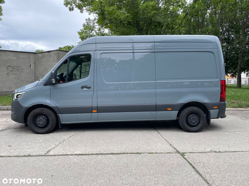 Mercedes-Benz Sprinter - 7