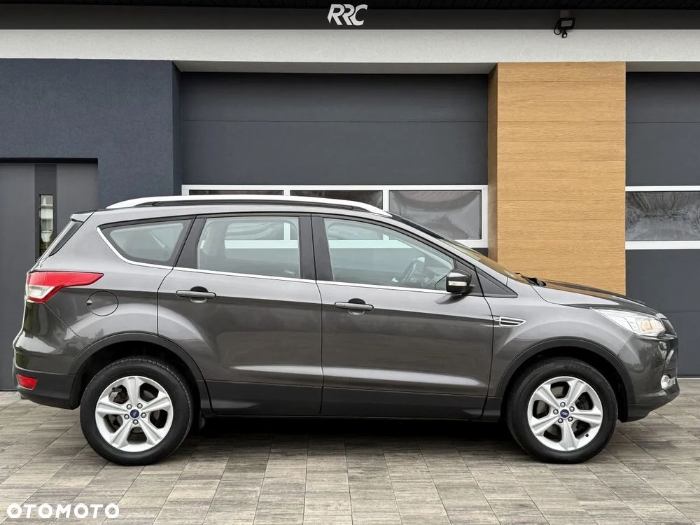 Ford Kuga 2.0 TDCi 4x4 Titanium - 9